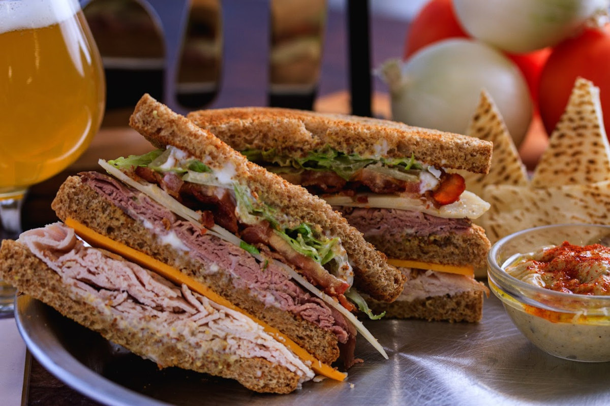 Roast beef, turkey, bacon, lettuce